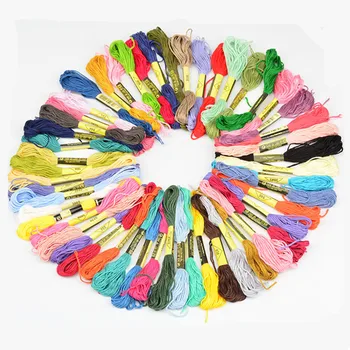 12 мотков разноцветной пряжи для вышивания крестиком крючком