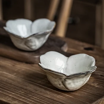 3.5 Inci Piring Kelopak Keramik Piring Dip Hidangan Cuka Masakan Jepang Hidangan Kecil Saus Perahu